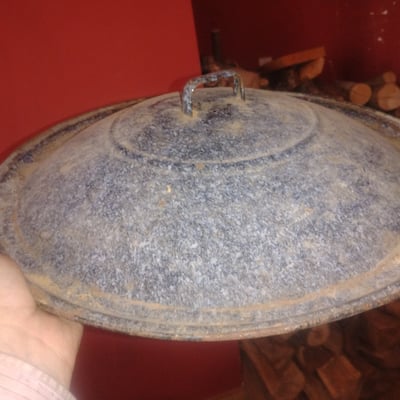 Round metal pot lid - Image 2 of 2
