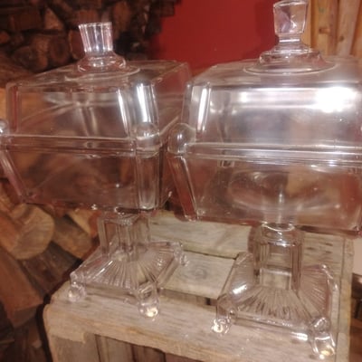 Two clear glass covered serving dishes on pedestal stands - Image 2 of 2