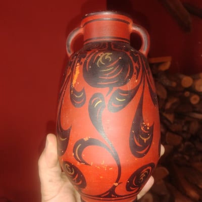 Red ceramic vase with black ornamental motif - Image 2 of 2