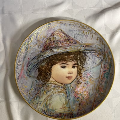 Two Edna Hibel The World I Love Limited Edition Plates - Image 4 of 6