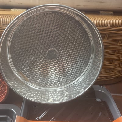 Bakeware set: cookie sheet, tube pan, round pans, and broiler pan - Image 6 of 8