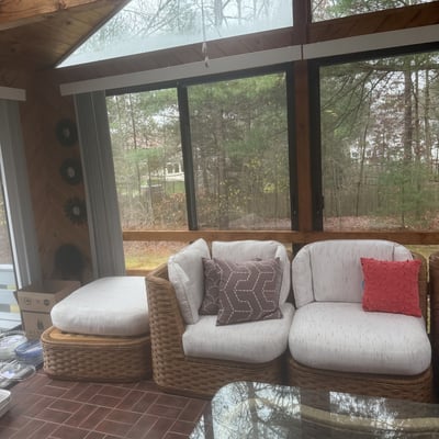 Wicker outdoor sectional with glass coffee table and accessories - Image 4 of 9