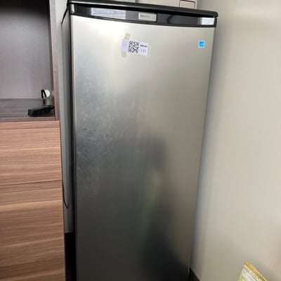 Image #0 for item Danby Refrigerator 