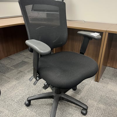 Image #0 for item Black Mesh Office Chair 