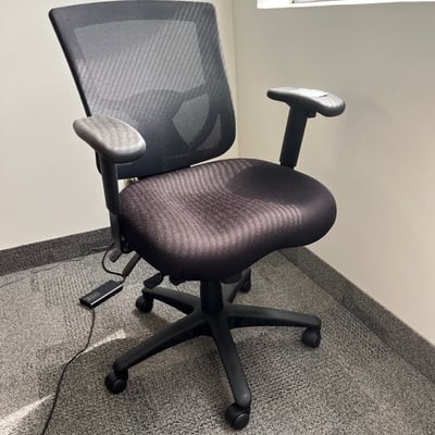Image #0 for item Black Mesh Office Chair 