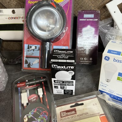 Assorted hardware, fasteners, and electrical supplies - Image 6 of 8