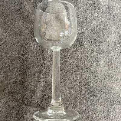 Stemware collection and a 6-inch bench grinder box - Image 2 of 5