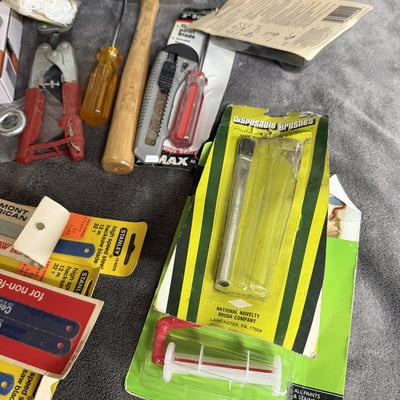 Mixed dinnerware and hardware tools assortment - Image 3 of 6