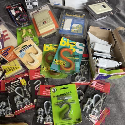 Assorted hardware, fasteners, and electrical supplies - Image 4 of 8