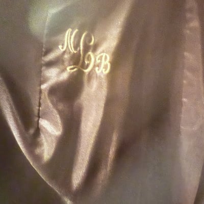 Long brown fur coat with monogrammed lining - Image 5 of 7