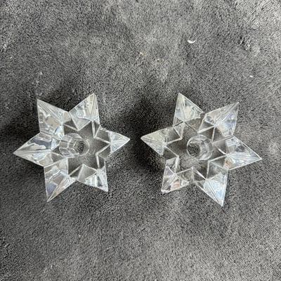 Assorted glassware and decorative metal items - Image 7 of 24