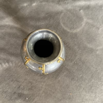 Assorted glassware and decorative metal items - Image 11 of 24