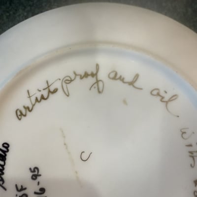 Gilded Madonna and Child decorative plate - Image 4 of 6