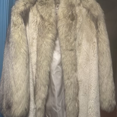 Beige Fur Coat - Image 2 of 5