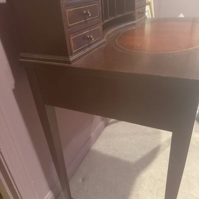 Antique mahogany desk with circular leather-inlaid top and built-in hutch - Image 4 of 8