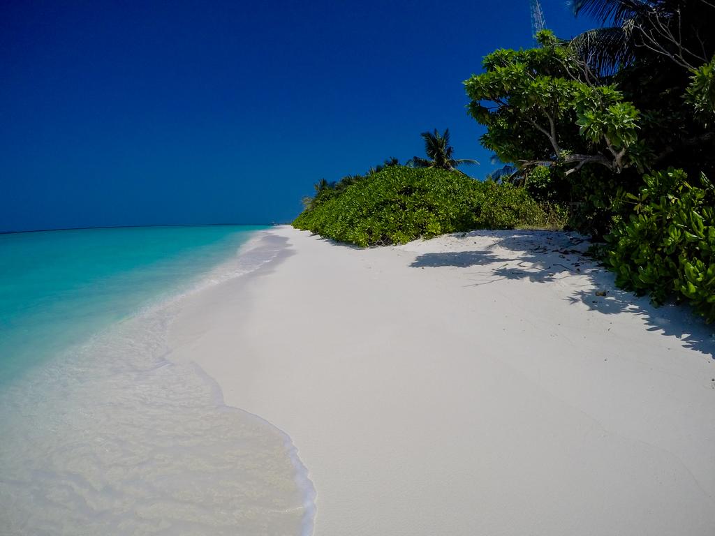 hanimadhoo-beach-1