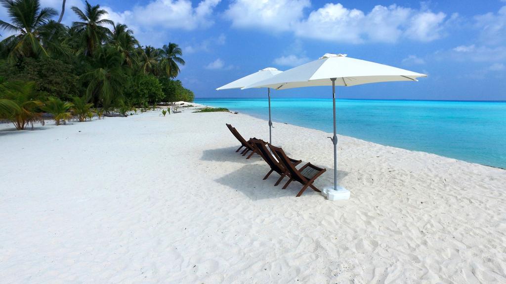 fulidhoo sunbeds
