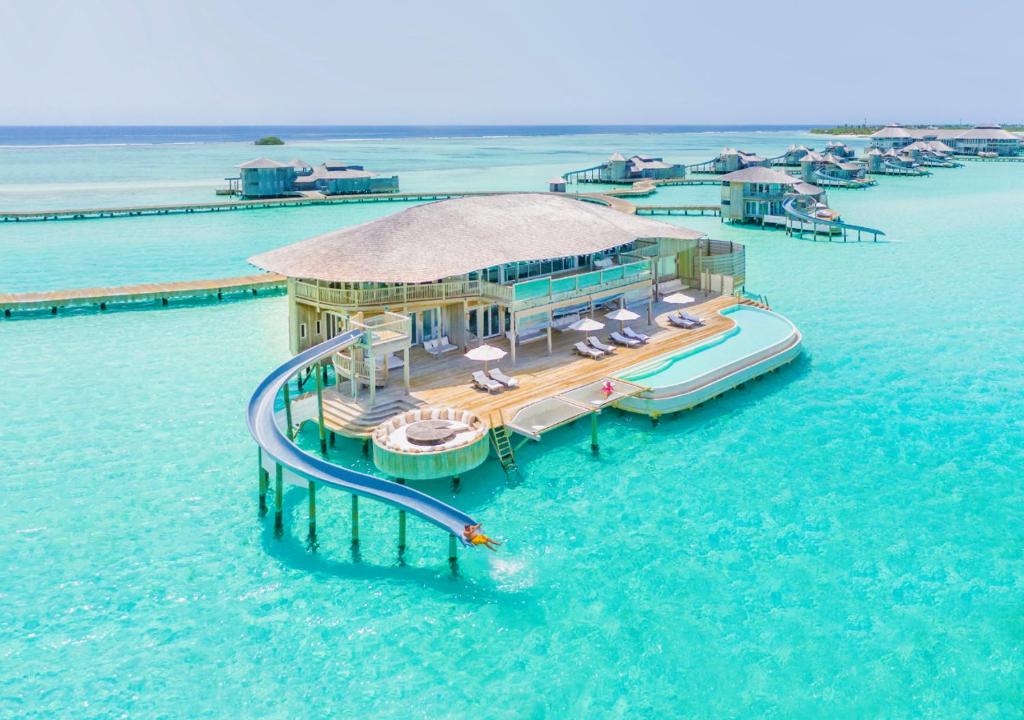 luxury resorts-maldives