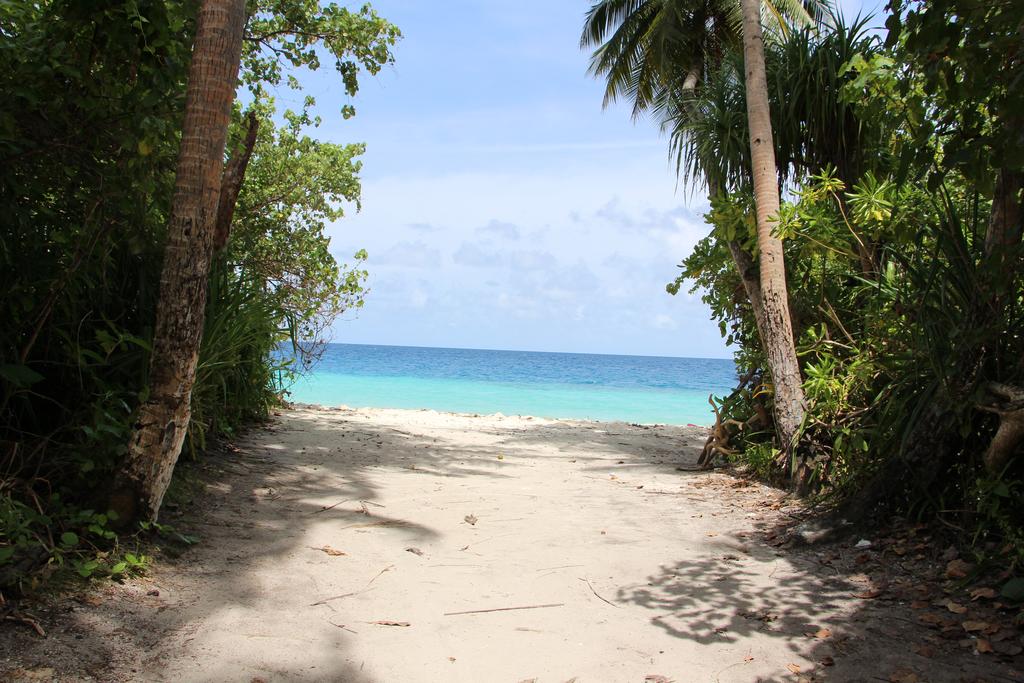 Feridhoo view