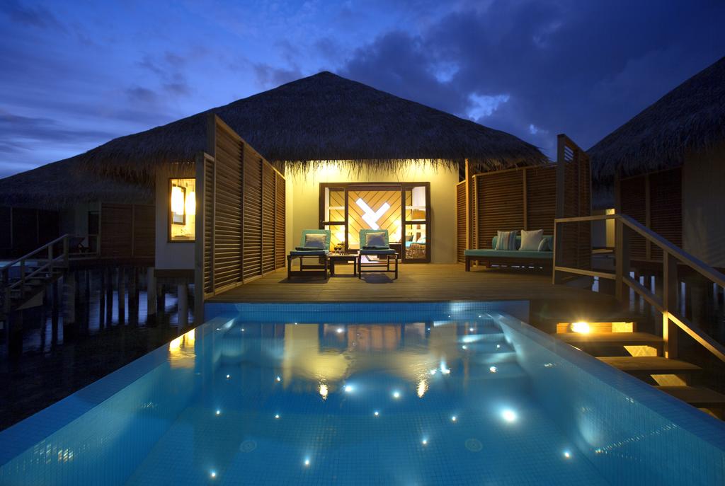water villa with pool velassaru