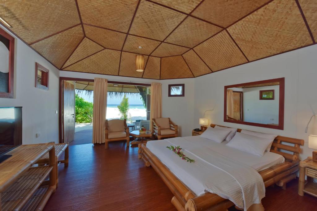 Budget Resorts in Maldives thulhagiri