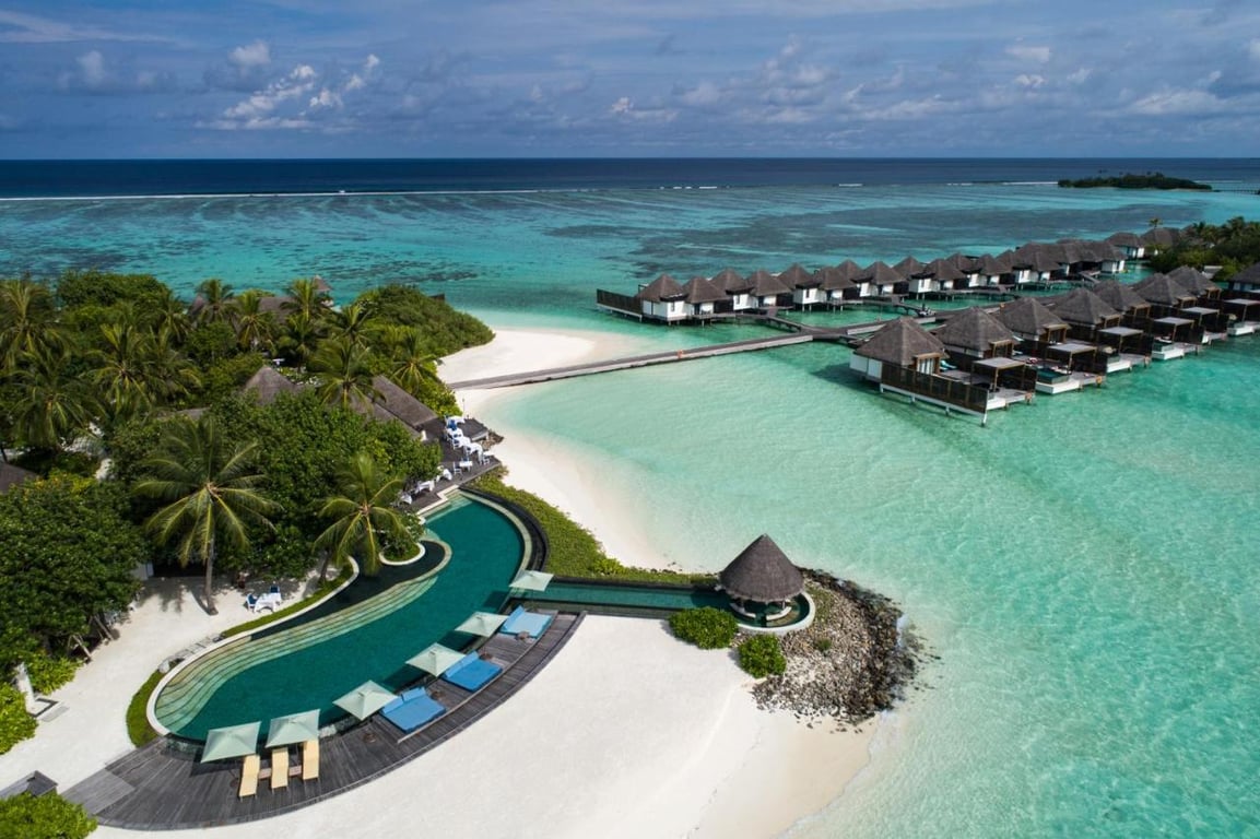 Four Seasons Kuda Huraa Maldives