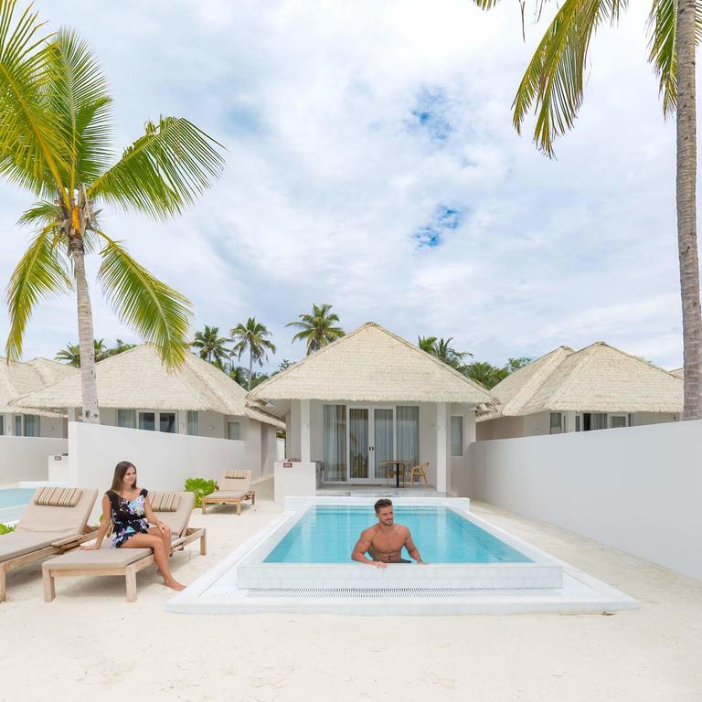 Olhuveli grand beach villa with pool