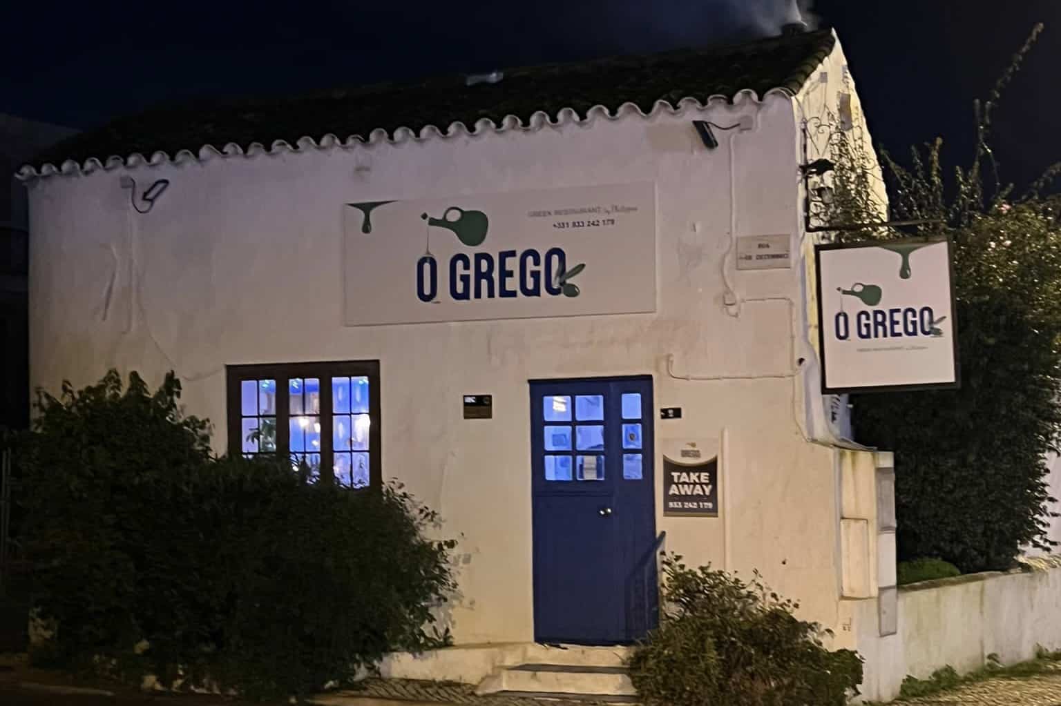 27671126-DD31-42EA-A7A5-C01BBA189C3F