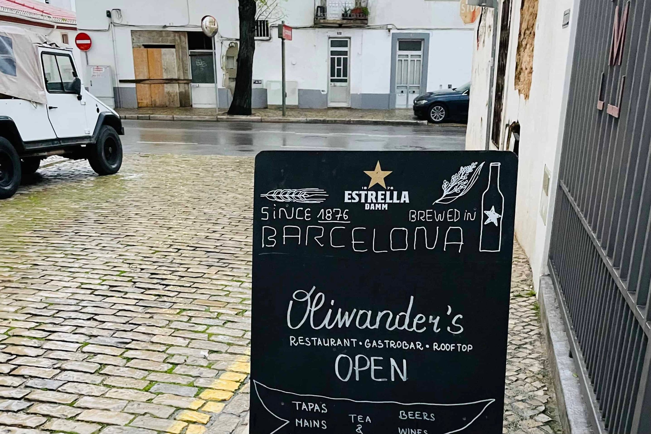 6B4A65E3-AA73-4FBF-B98C-DD3E87995DFC