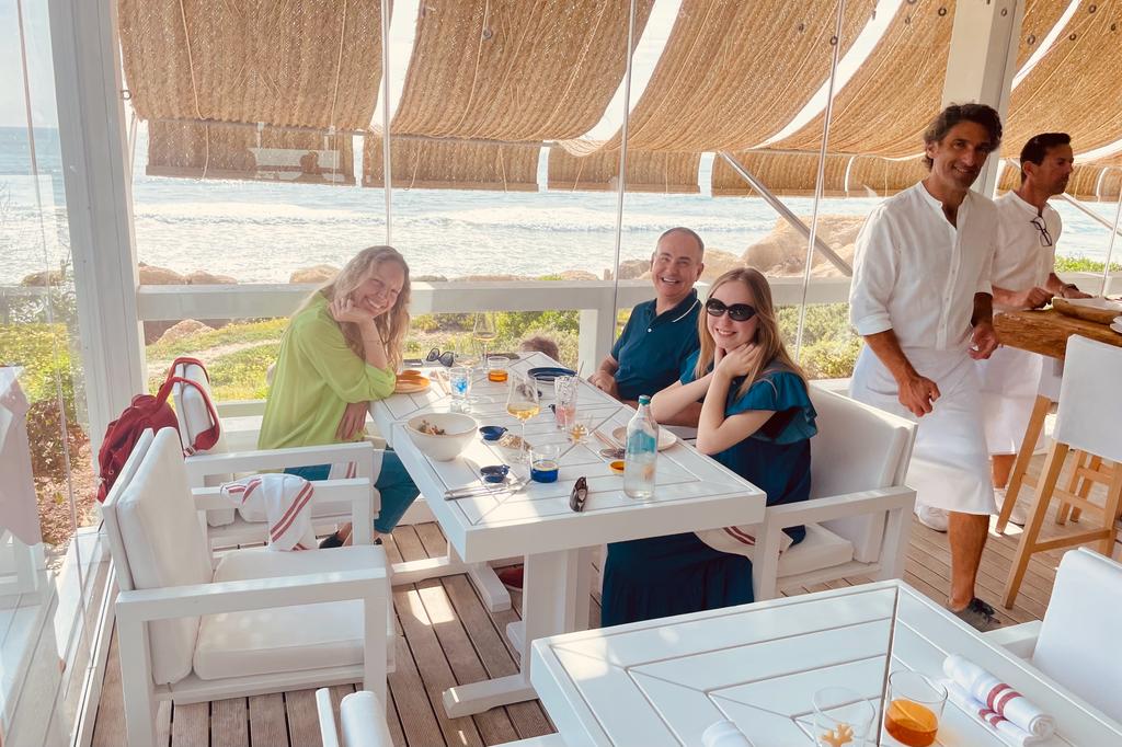 WhatsApp Image 2023-04-03 at 16.14.20