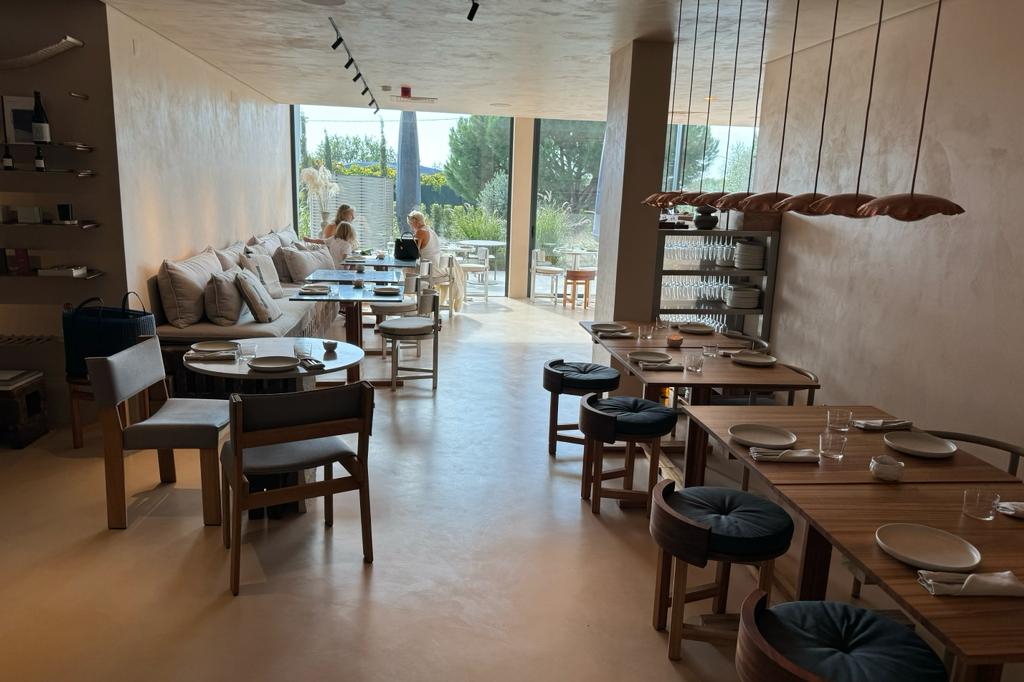 WhatsApp Image 2023-10-28 at 07.51.44