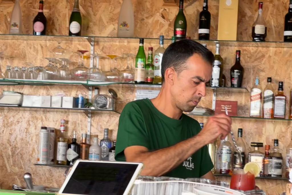 WhatsApp Image 2023-12-13 at 09.38.40