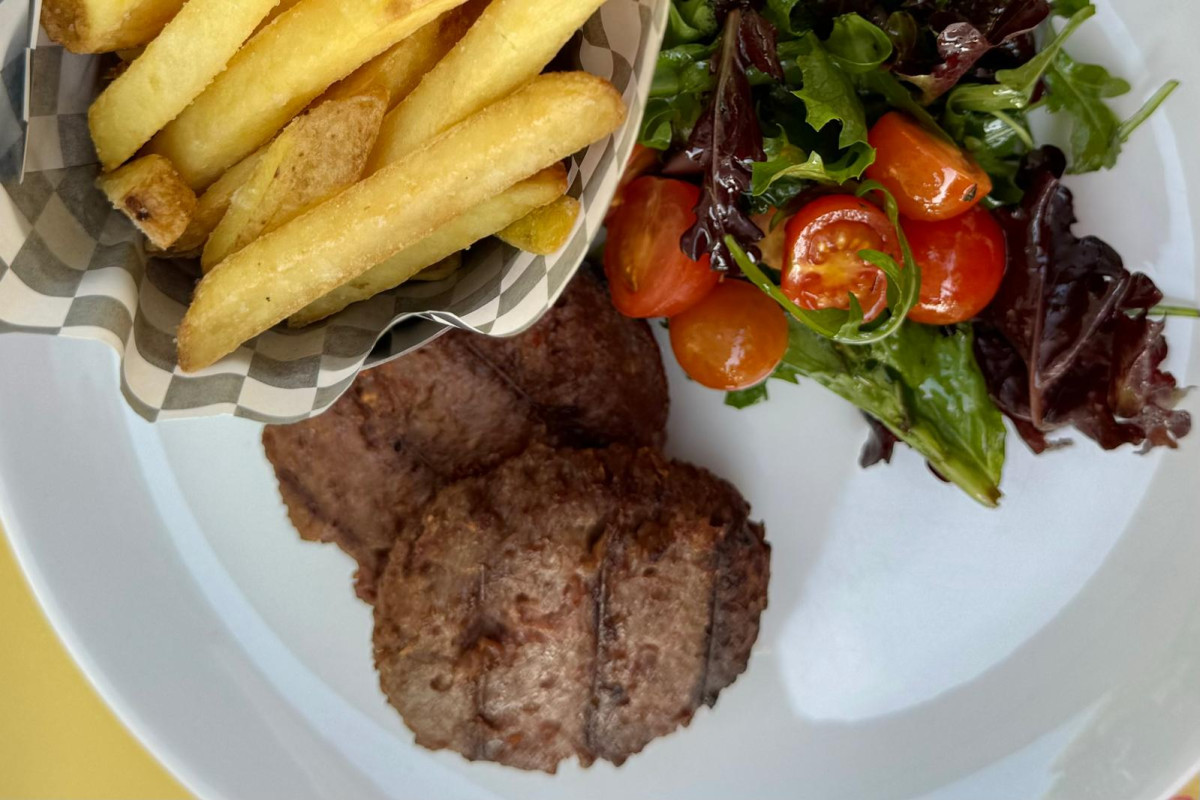 WhatsApp Image 2024-04-18 at 13.43.16(7)