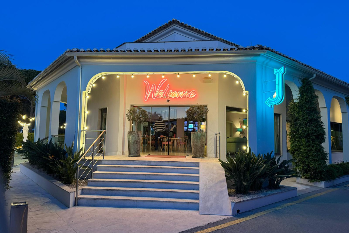 WhatsApp Image 2024-04-18 at 13.43.17(5)