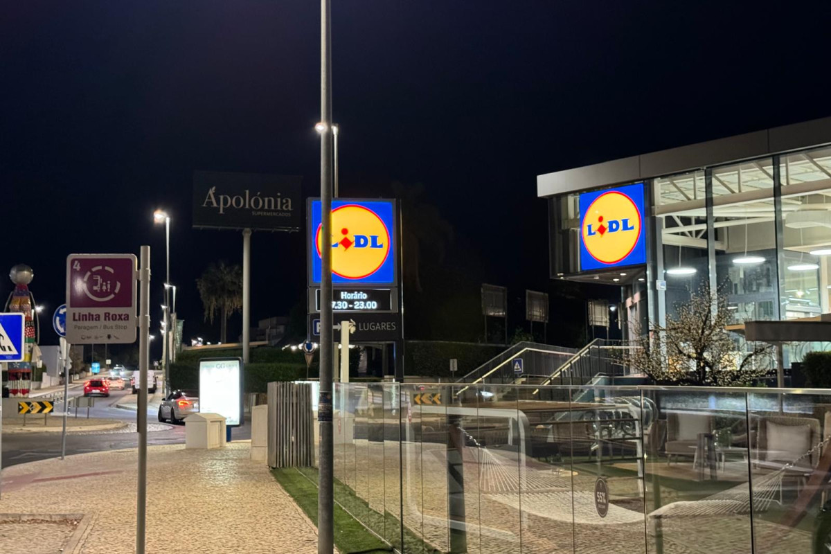 Lidl Supermarket Almancil, between Apolonia and Aldi