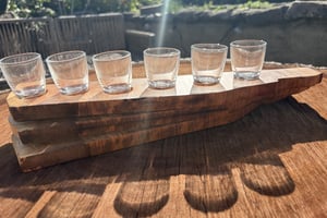 Plateau à shots en bois d’olivier - 6 verres