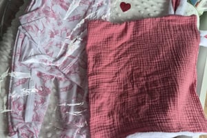 Ensemble  5 pieces safari +doudou personalisé