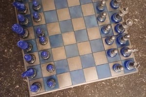 Échiquier avec pions