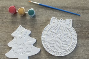 Kit Créatif Noël – 2 Décorations de Sapin en Jesmonite à Peindre + Peinture & Pinceau | Boule et sapin