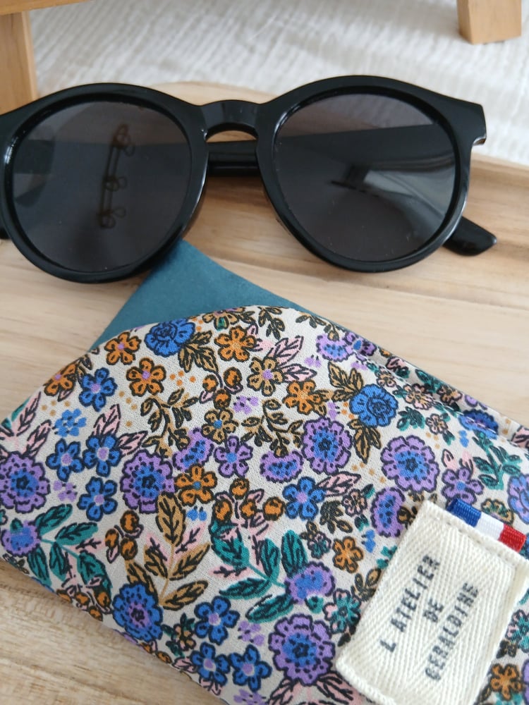 Étui à lunettes