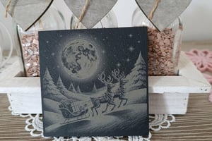 Gravure de Noël sur ardoise – Traîneau du Père Noël