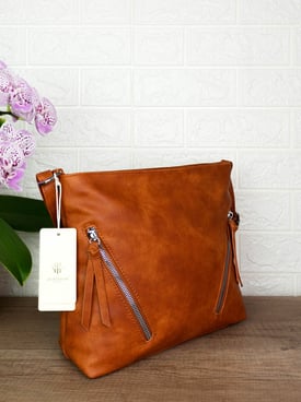 Image from gallery
