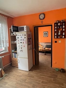 Image from gallery