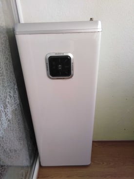 Image from gallery