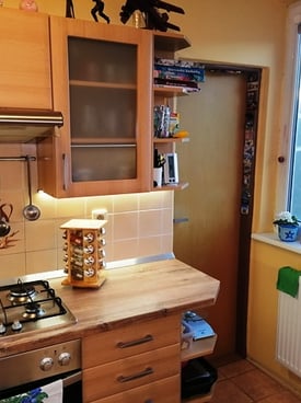Image from gallery