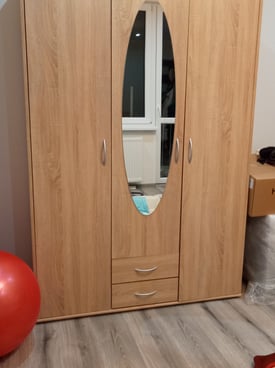 Image from gallery