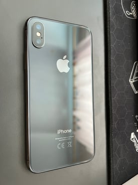 Image from gallery