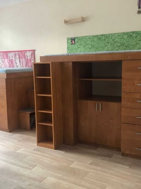 Image from gallery