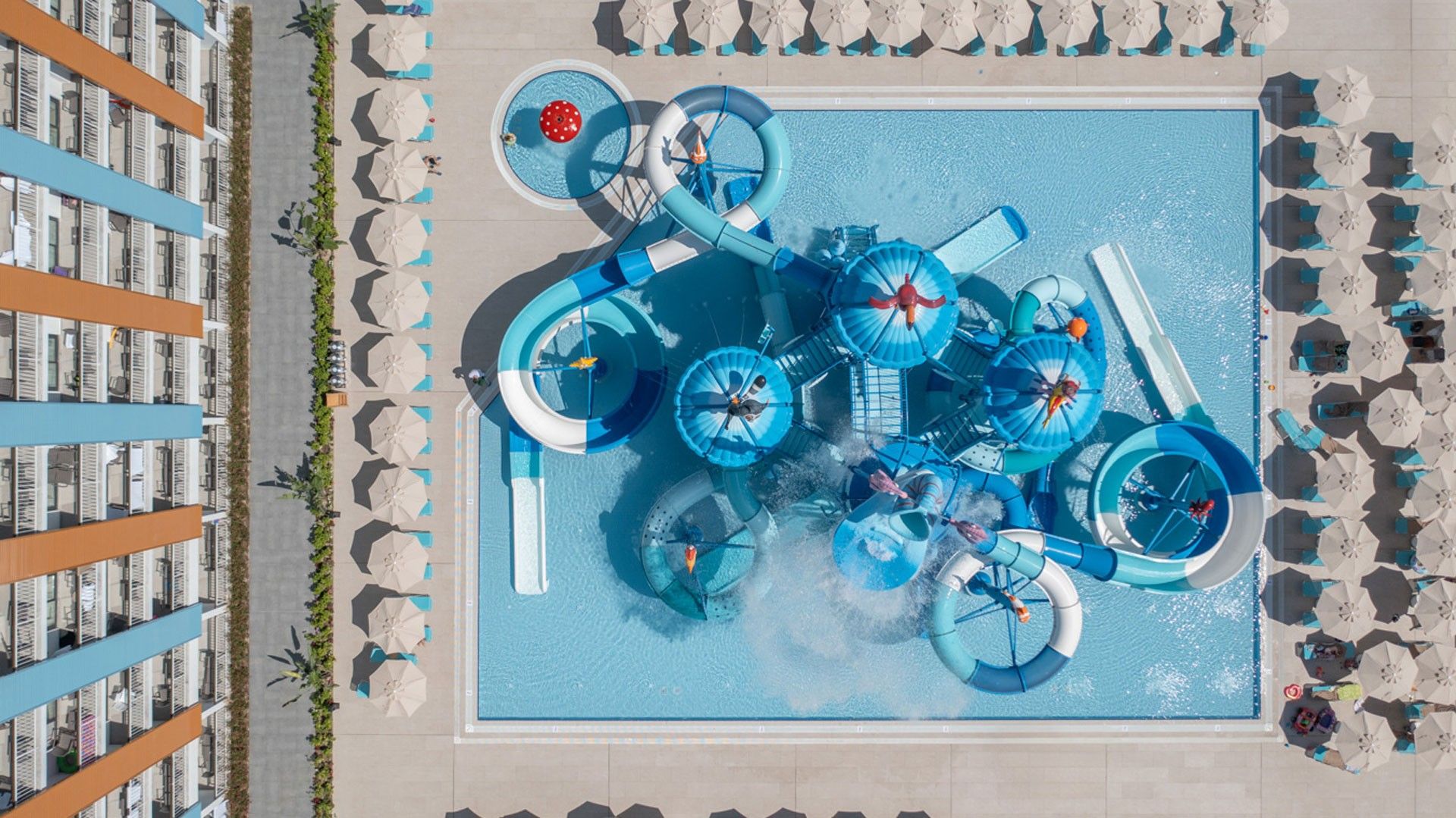 Yüzme Havuzları ve Aquapark – fotoğraf 7