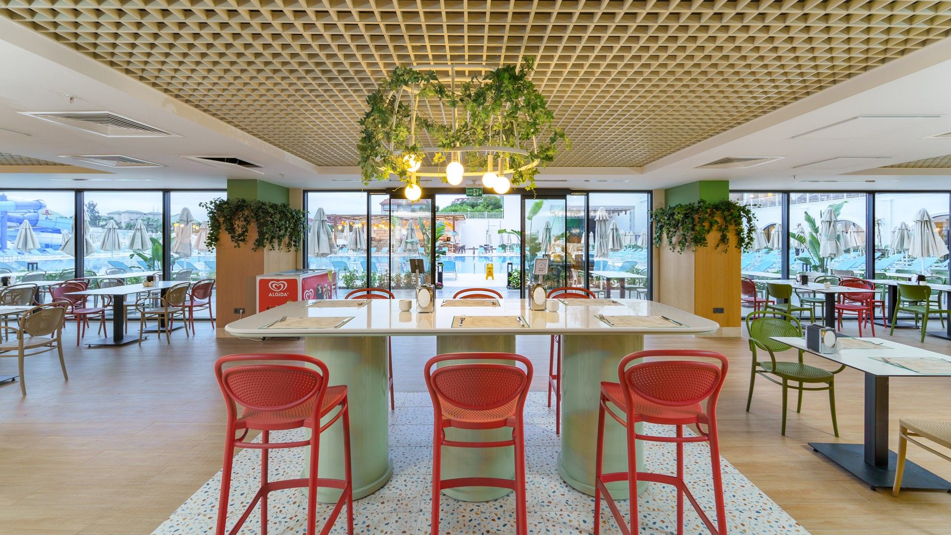 Chill Bar & Restaurant – fotoğraf 2